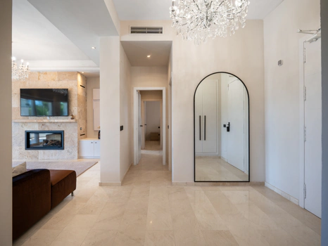 Luxury Six-Bedroom Villa in Nueva Andalucía’s Prestigious Golf Valley