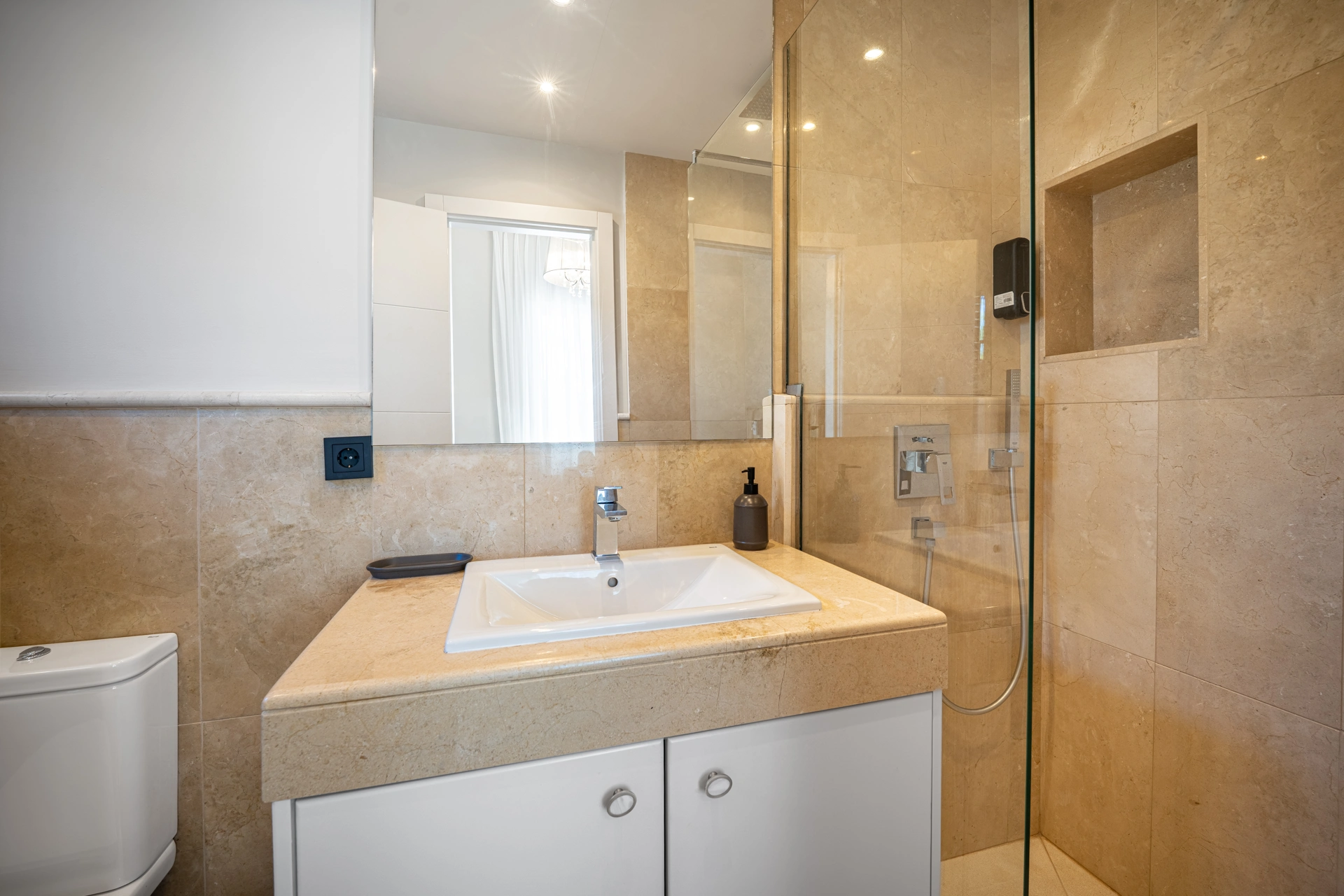 Villa for sale in Nueva Andalucia, Marbella