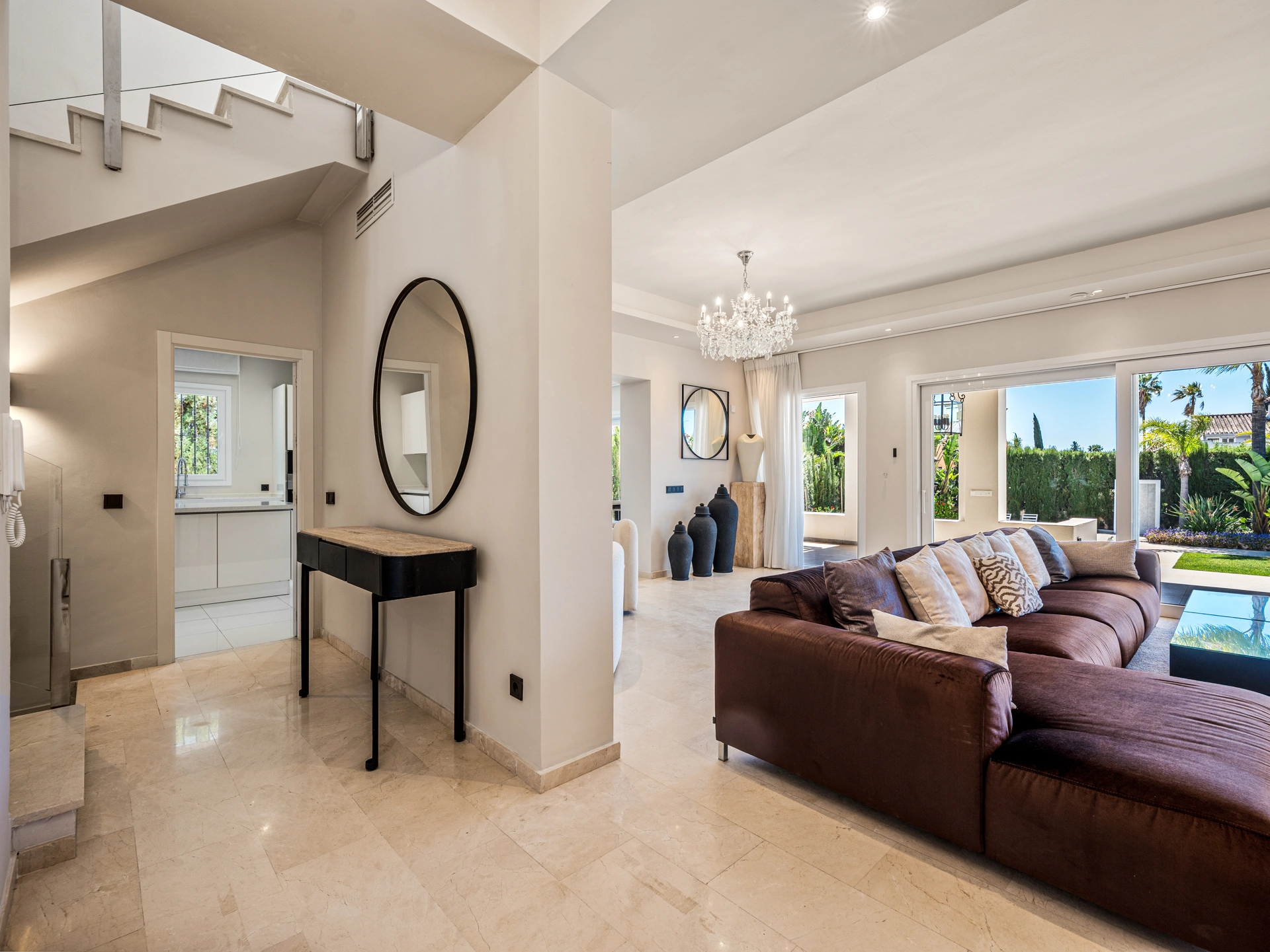 Villa for sale in Nueva Andalucia, Marbella