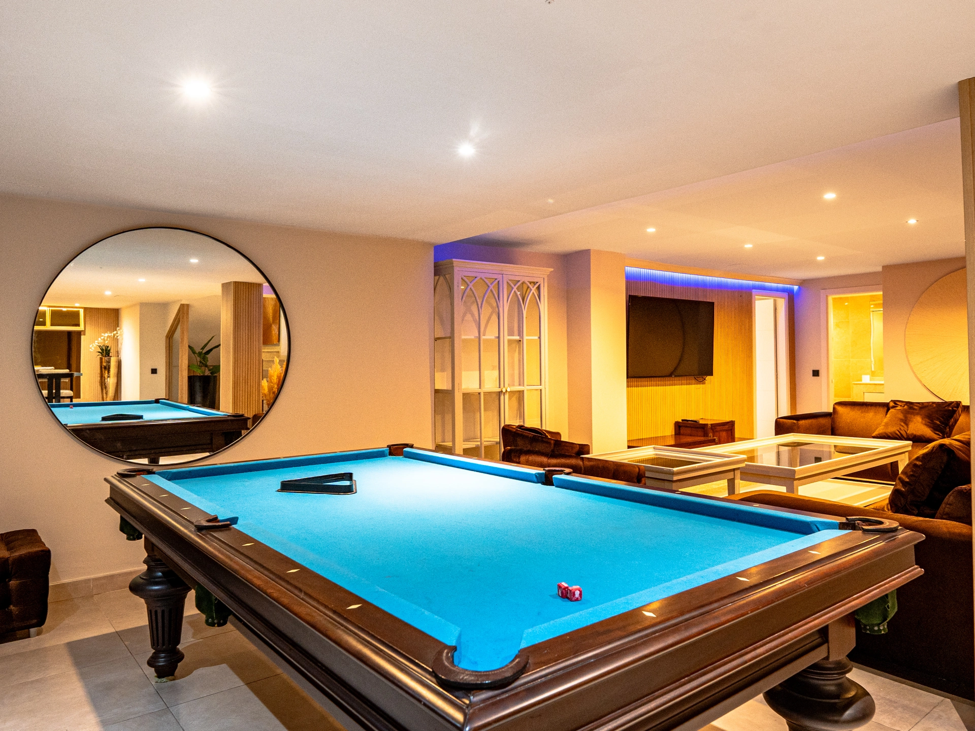Villa for sale in Nueva Andalucia, Marbella