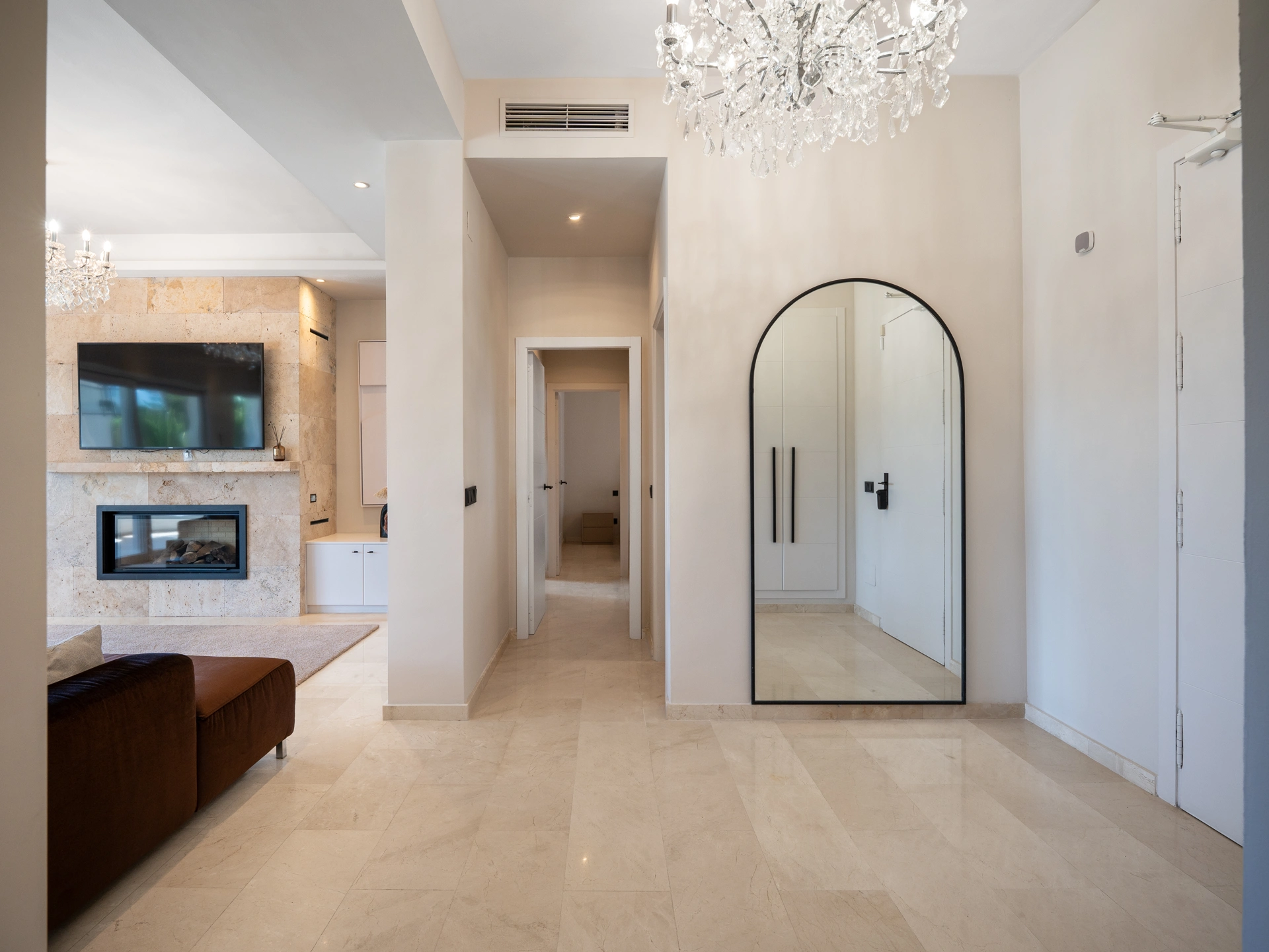 Villa for sale in Nueva Andalucia, Marbella