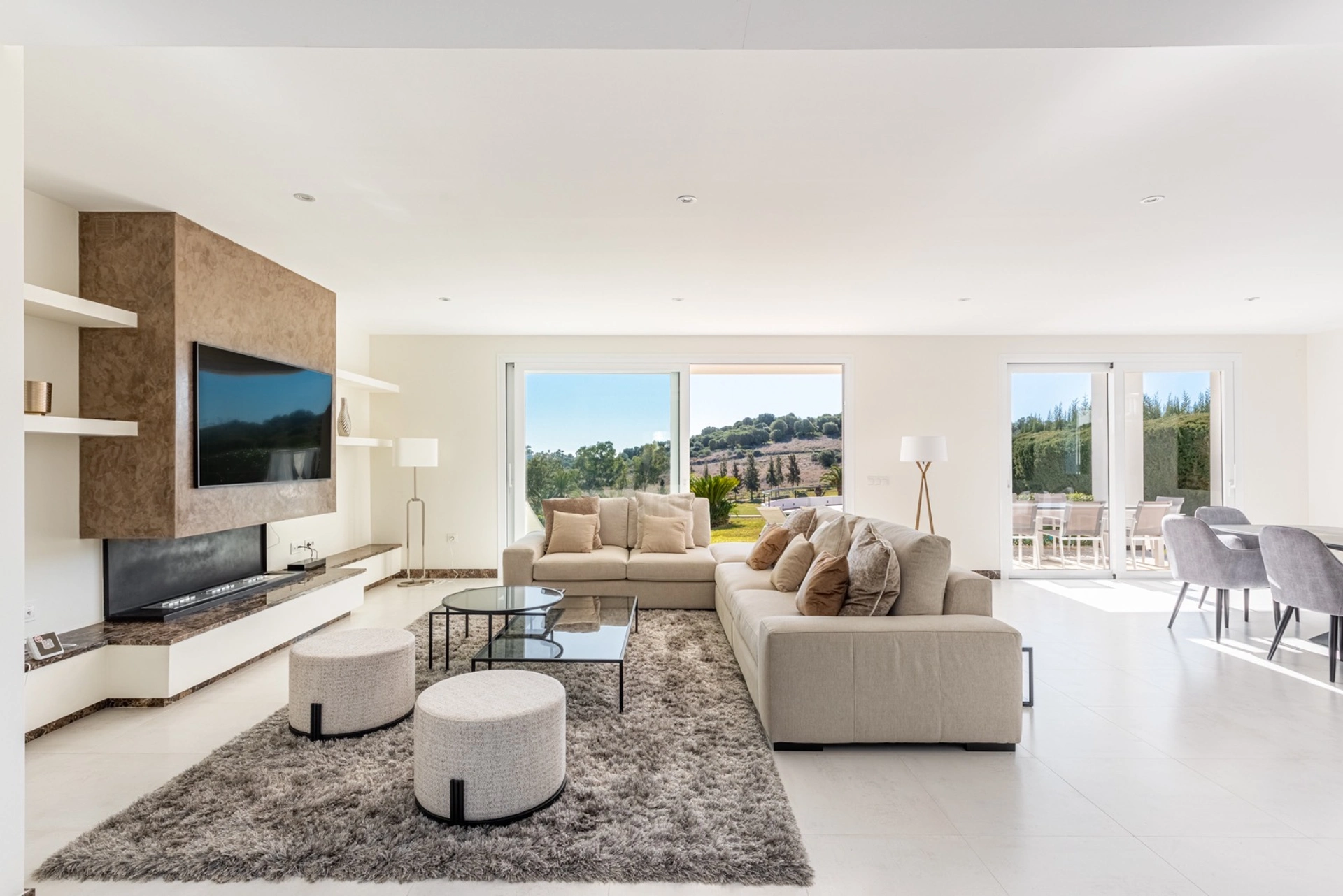 Casa En alquiler en El Paraiso, Estepona Este