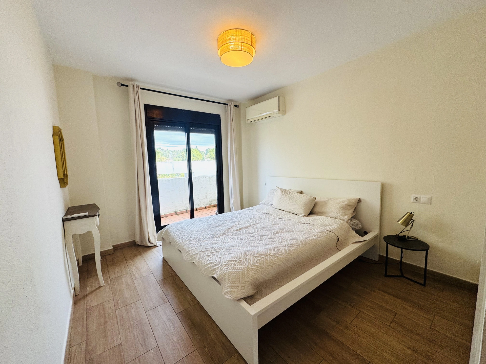 Atico Duplex En alquiler en La Maestranza, Nueva Andalucia