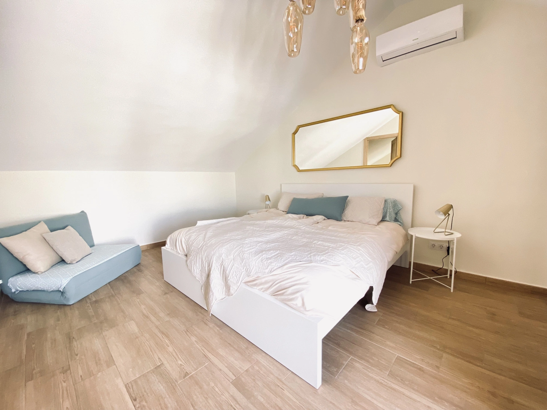 Atico Duplex En alquiler en La Maestranza, Nueva Andalucia