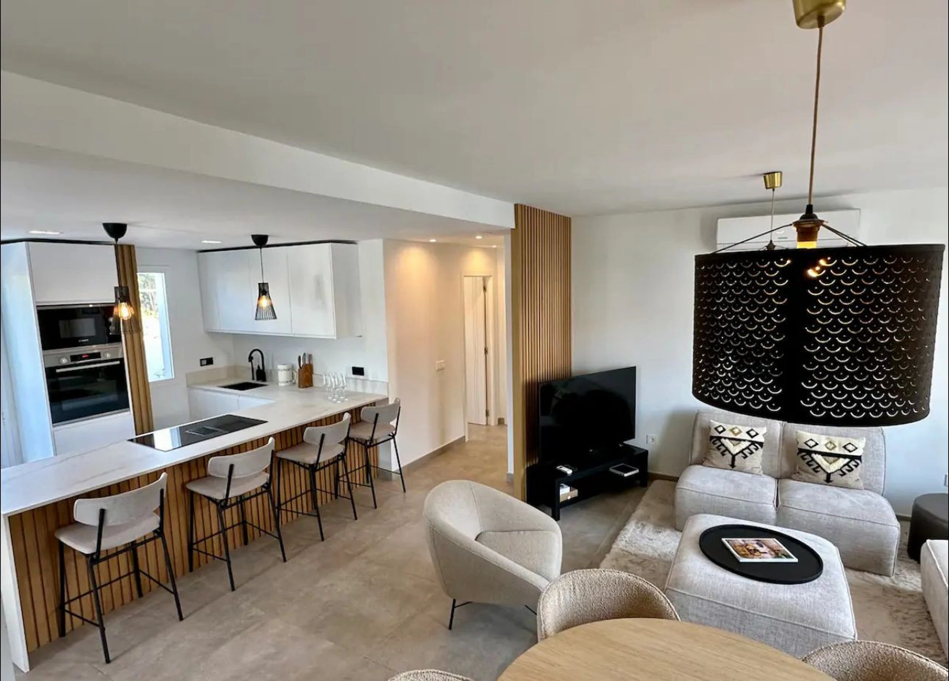 Atico Duplex En alquiler en La Maestranza, Nueva Andalucia