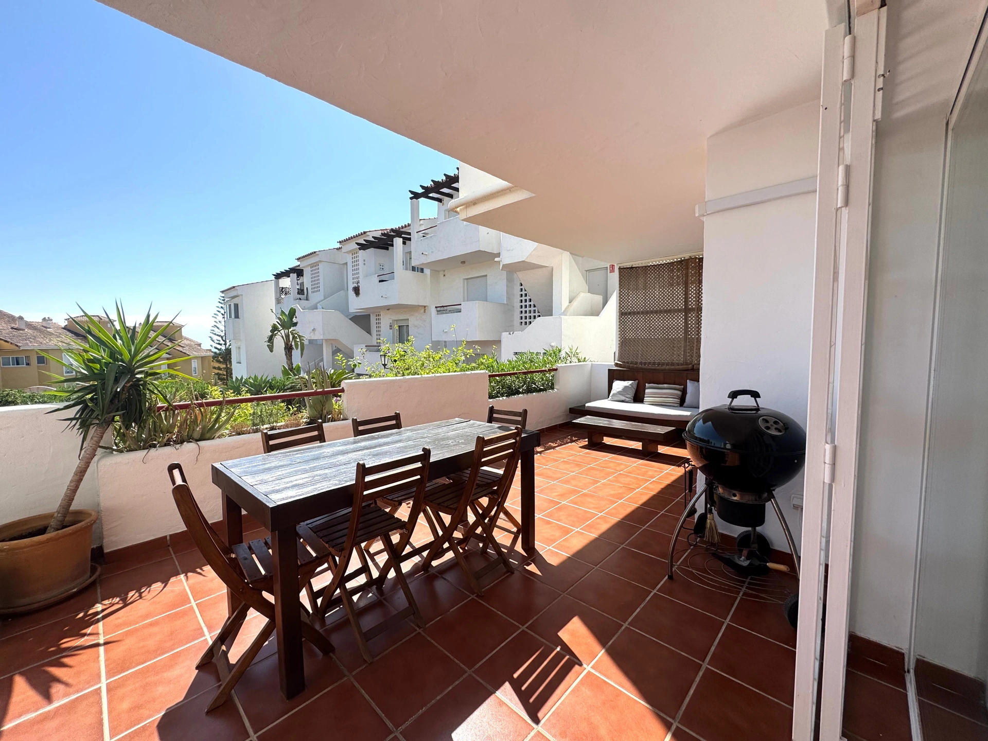 Apartamento Planta Baja En alquiler en Bel Air, Estepona Este