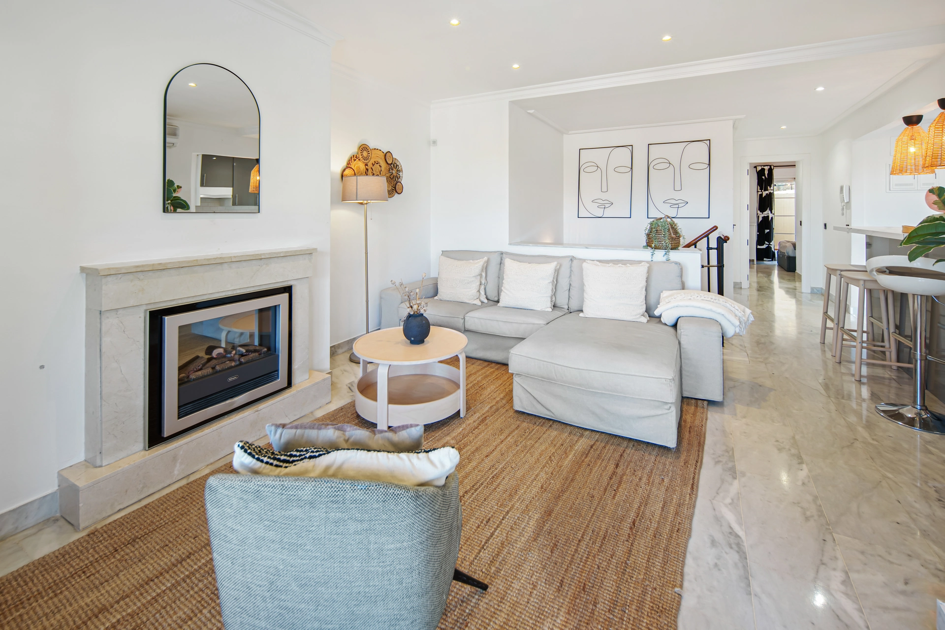 Duplex for sale in Nueva Andalucia, Marbella