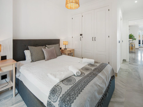 Charming Two-Bedroom Duplex near Puerto Banús – Terrace, Sea Views & Rental License