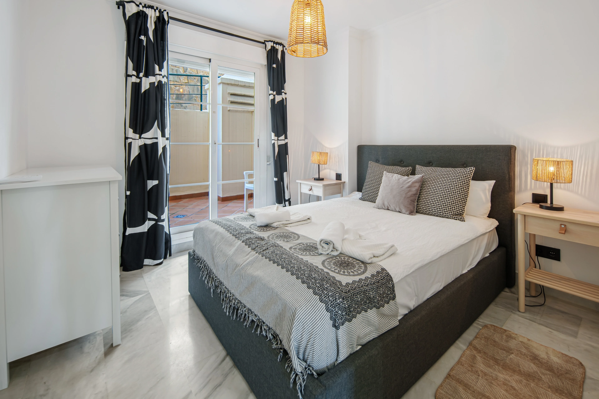 Duplex for sale in Nueva Andalucia, Marbella