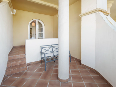 Charming Two-Bedroom Duplex near Puerto Banús – Terrace, Sea Views & Rental License