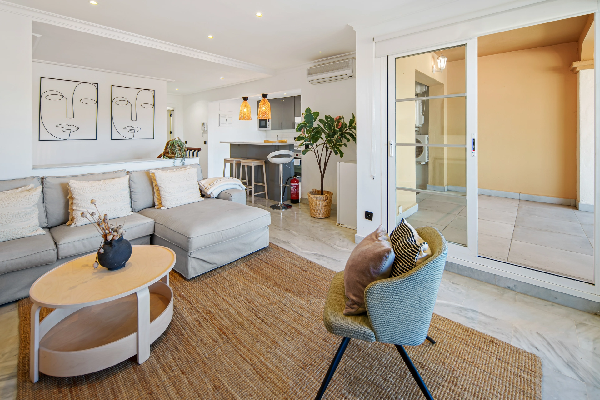 Duplex for sale in Nueva Andalucia, Marbella