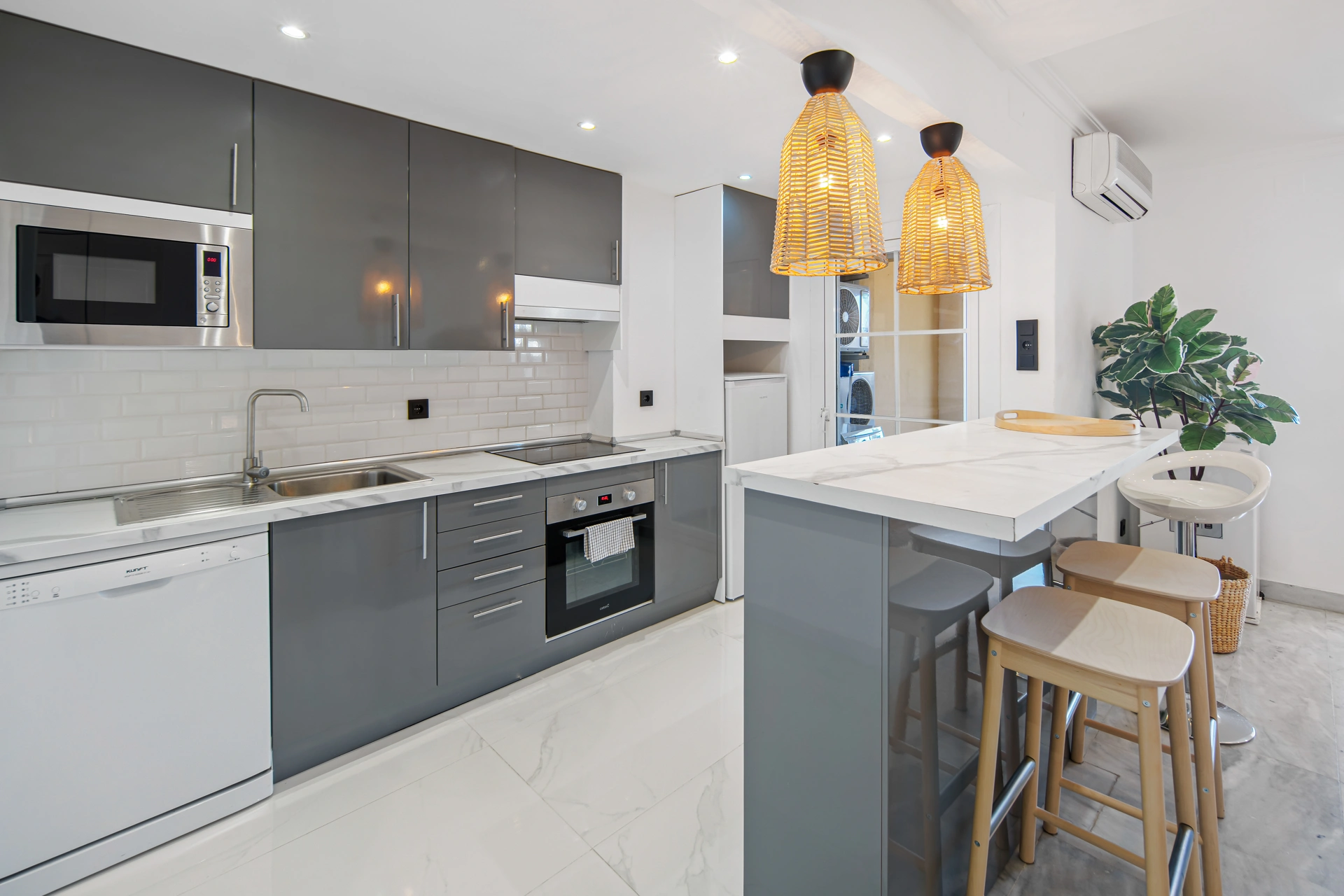 Duplex for sale in Nueva Andalucia, Marbella