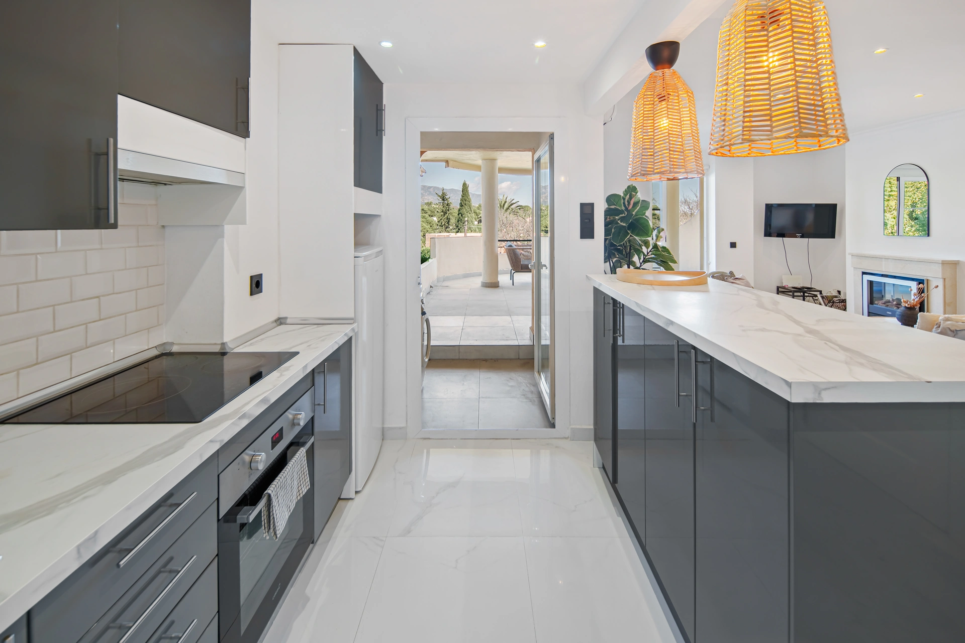 Duplex for sale in Nueva Andalucia, Marbella