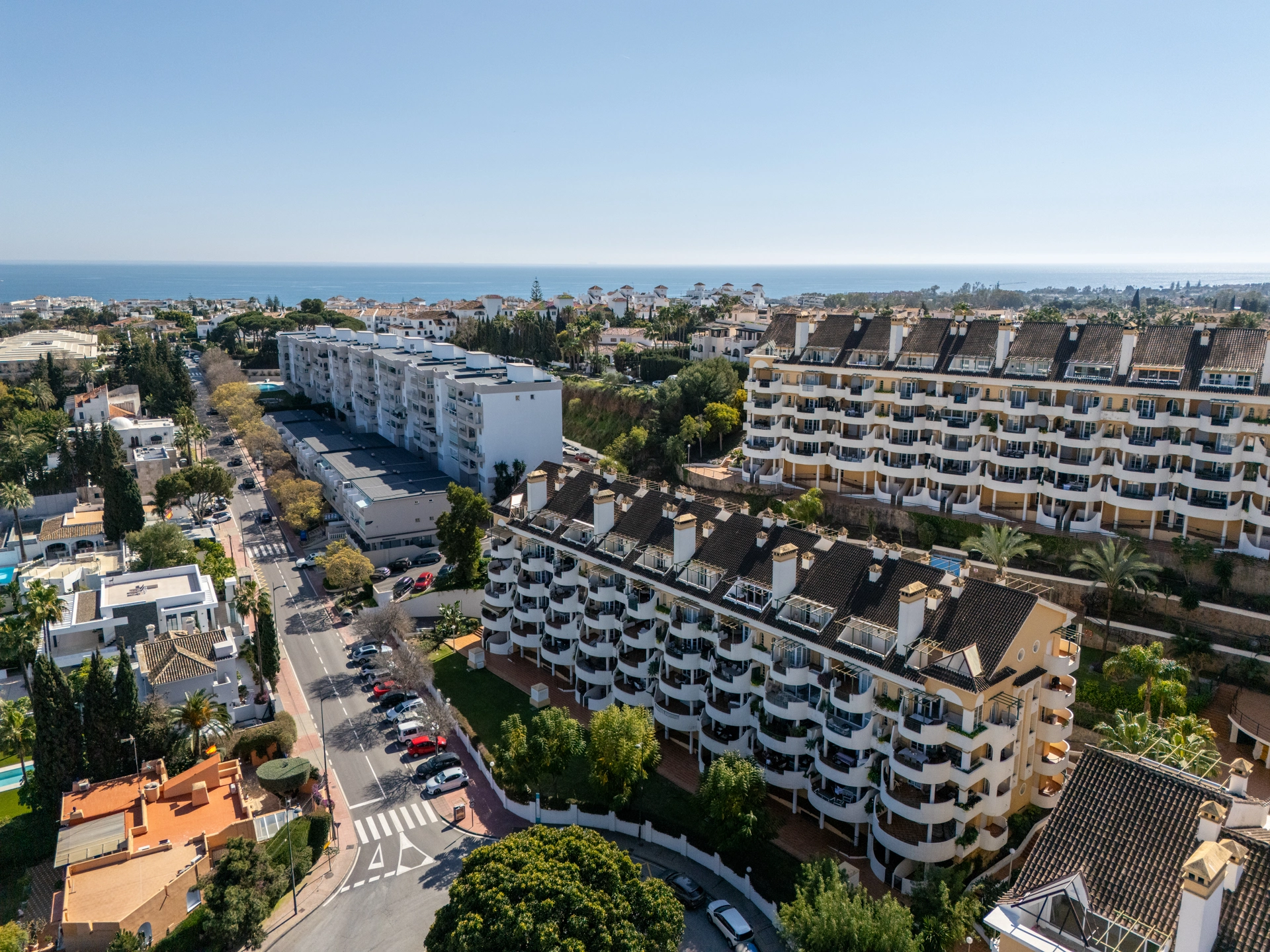 Duplex for sale in Nueva Andalucia, Marbella