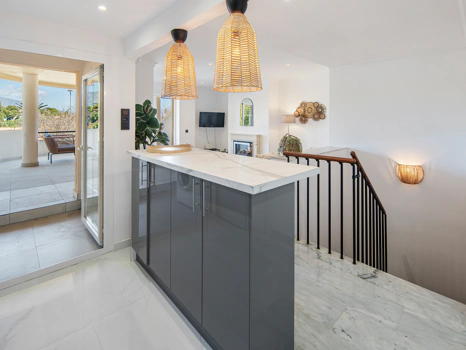 Charming Two-Bedroom Duplex near Puerto Banús – Terrace, Sea Views & Rental License