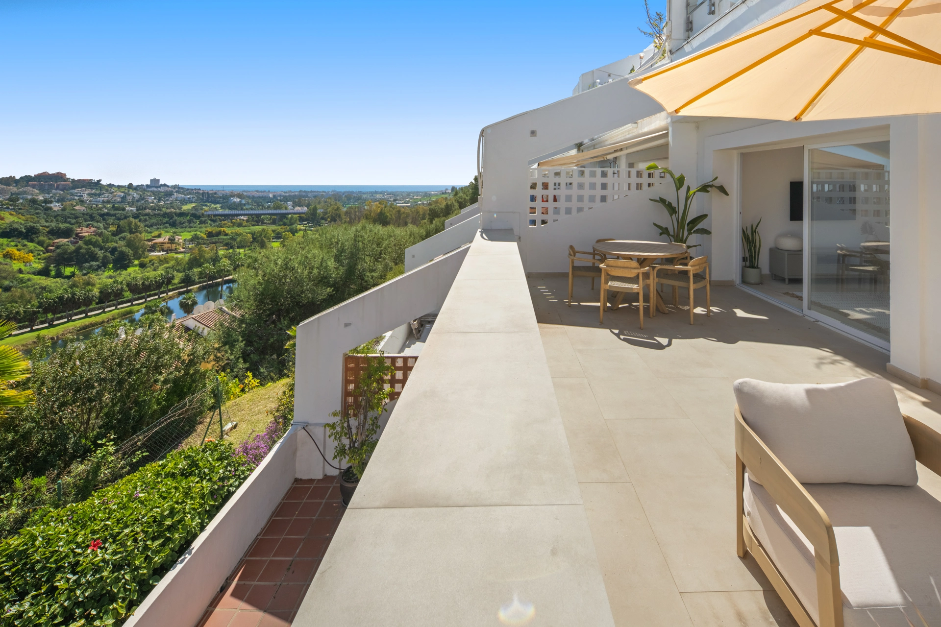 Apartamento en venta en La Quinta, Benahavis
