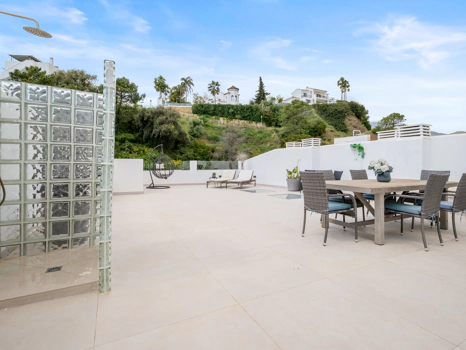 Luxury turnkey Penthouse in La Quinta with 100m2 terrace