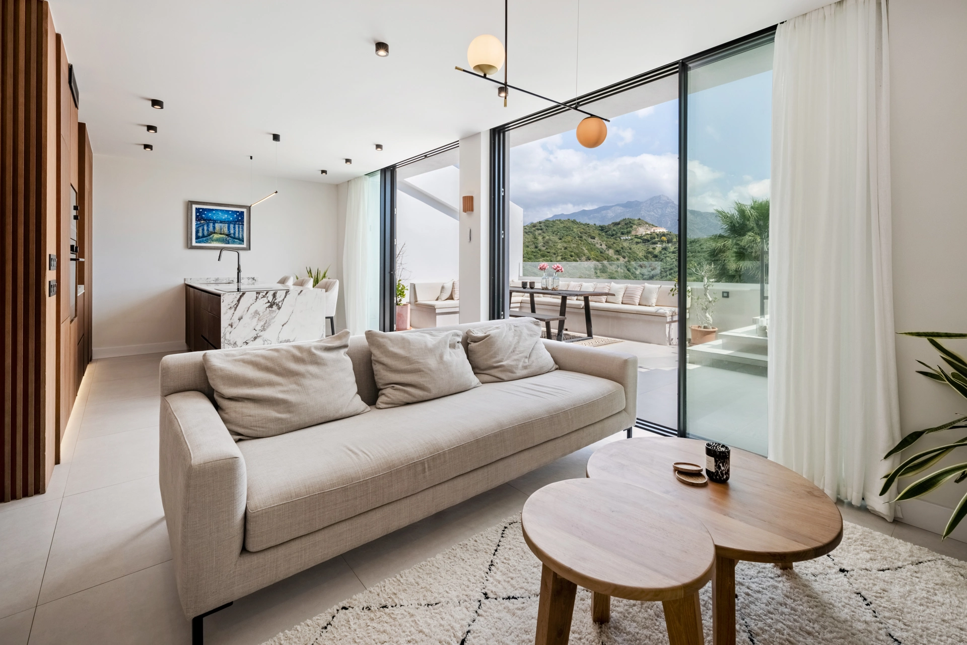 Penthouse for sale in La Quinta, Benahavis