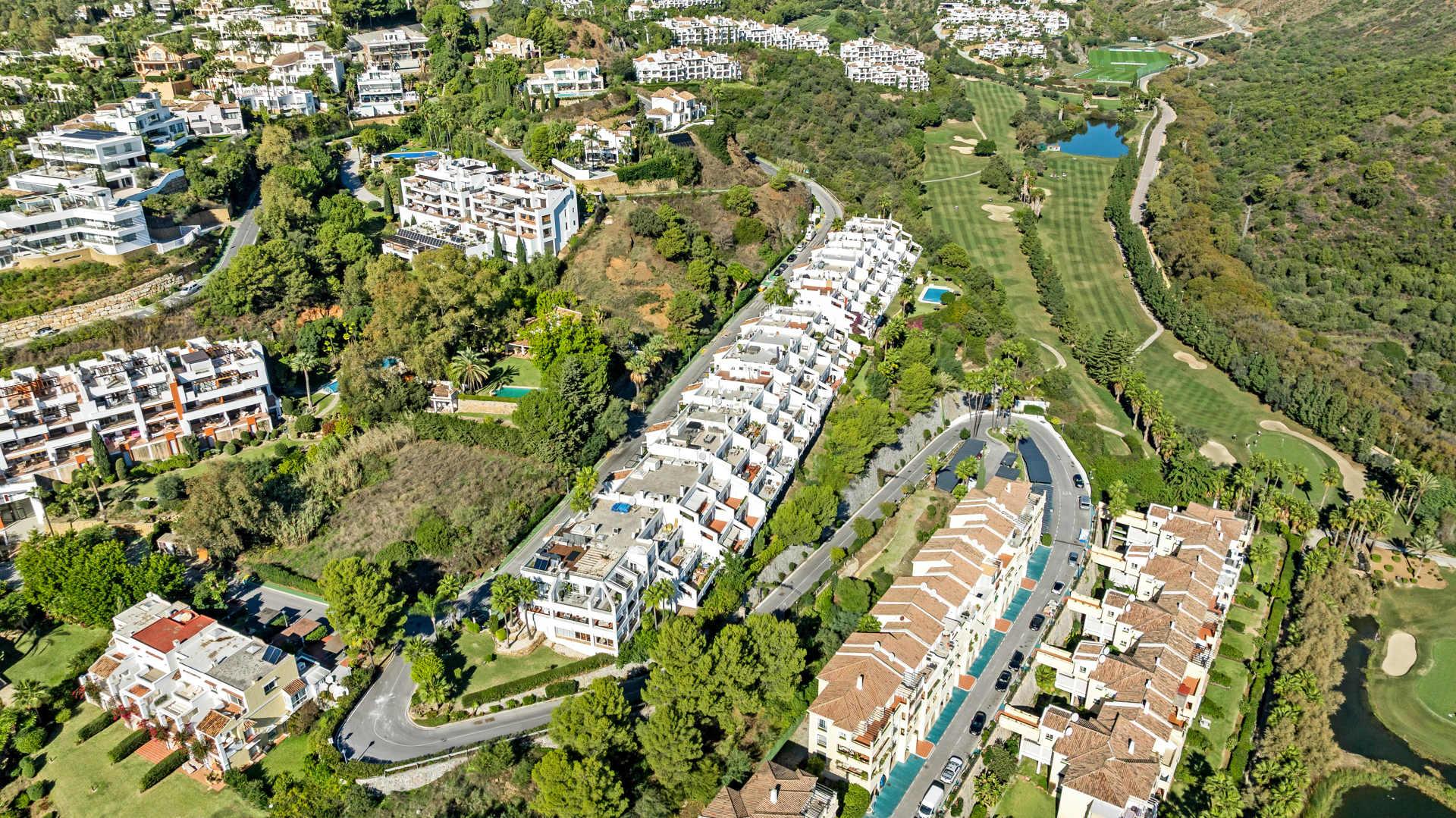 Penthouse for sale in La Quinta, Benahavis