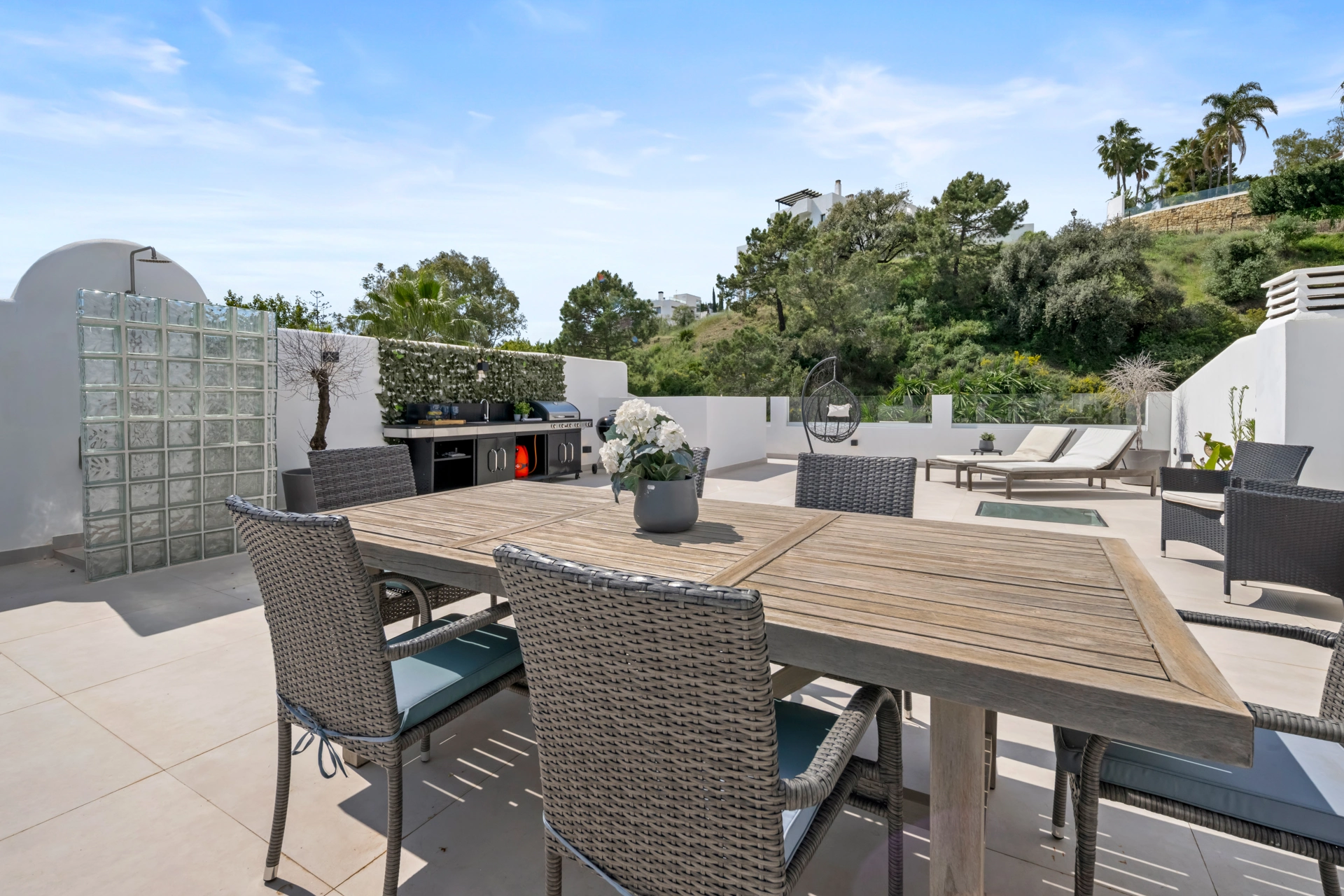Penthouse for sale in La Quinta, Benahavis