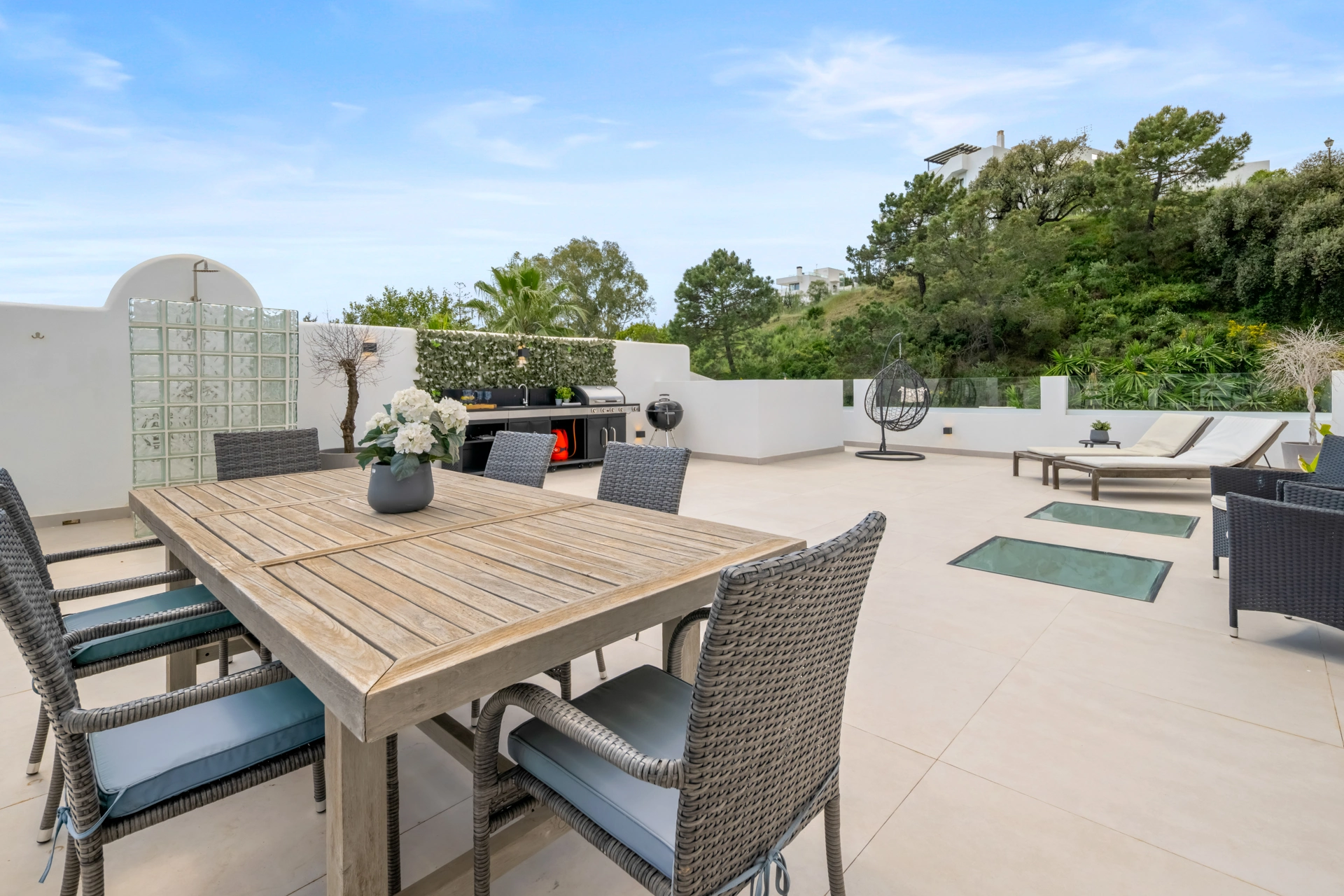 Penthouse for sale in La Quinta, Benahavis