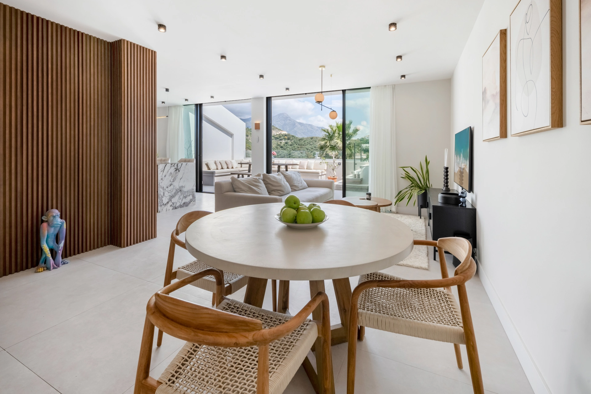 Penthouse for sale in La Quinta, Benahavis