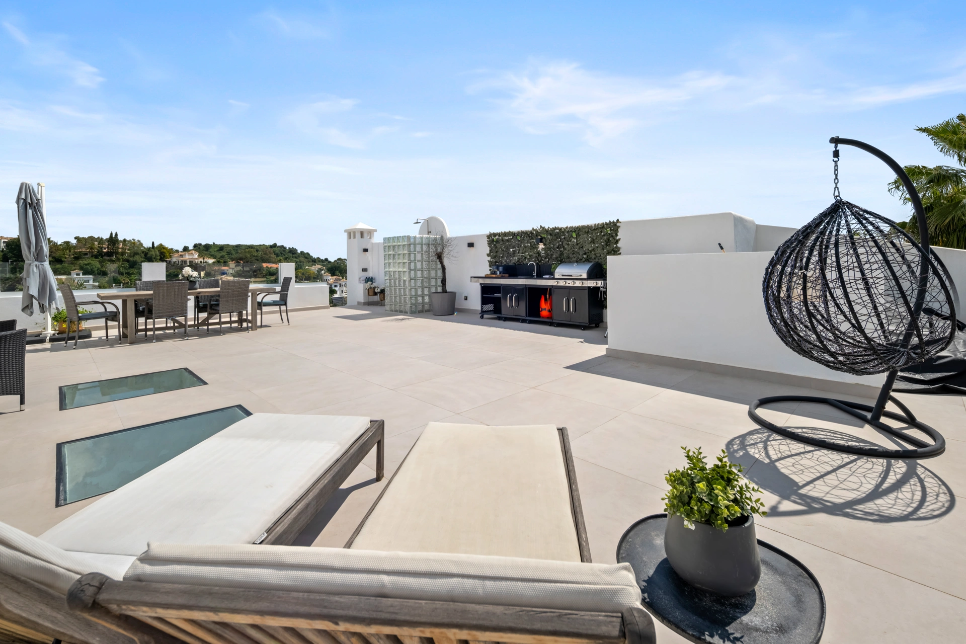 Penthouse for sale in La Quinta, Benahavis