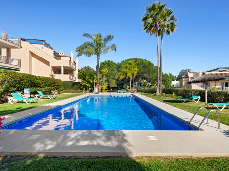 Fully Renovated Three-Bedroom Apartment in Las Brisas, Nueva Andalucía
