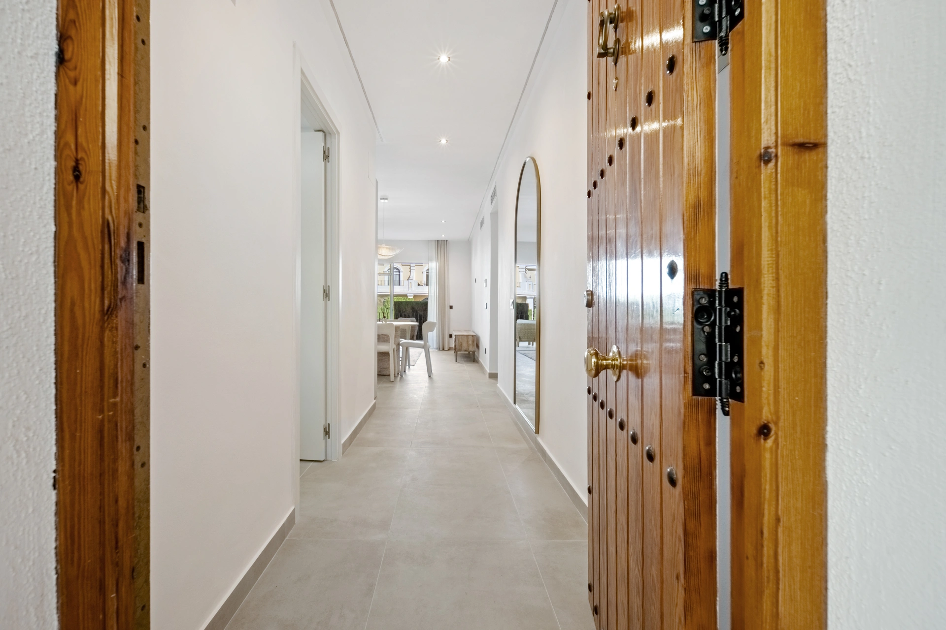 Apartment for sale in Nueva Andalucia, Marbella