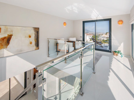 Luxury 4-Bedroom Villa in La Cala Golf – Mountain Views, Private Pool & Modern Design