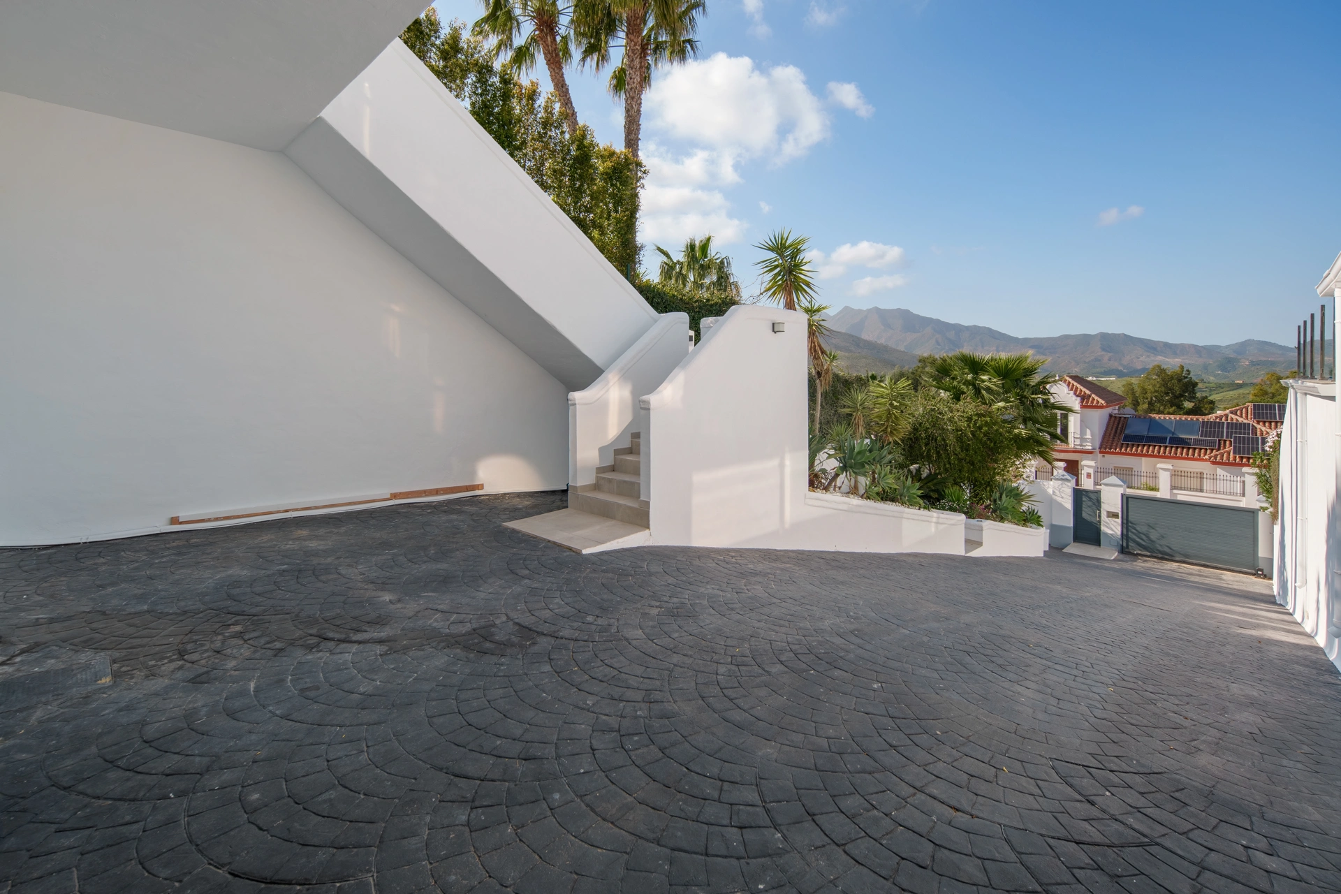 Villa for sale in La Cala Golf Resort, Mijas Costa