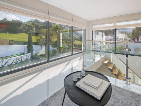 Luxury 4-Bedroom Villa in La Cala Golf – Mountain Views, Private Pool & Modern Design
