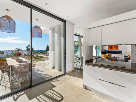 La Alquería Villa: Luxurious Mediterranean Living with Sea Views