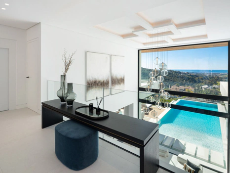 Villa for sale in Benahavis