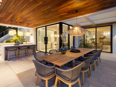Villa for sale in Benahavis