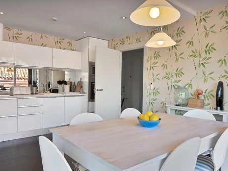 Ático Dúplex de Lujo con Encanto Mediterráneo en La Alzambra, Nueva Andalucía