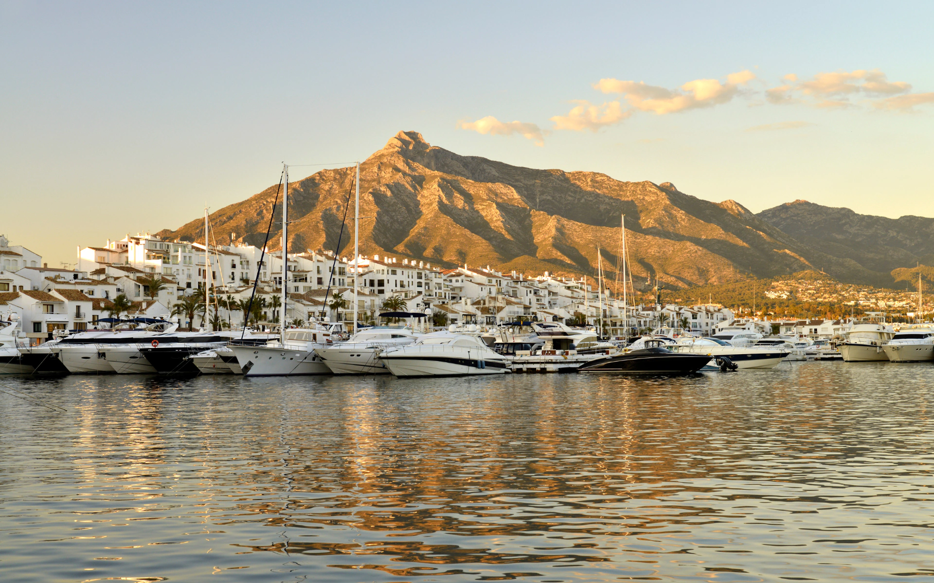 Apartment for sale in Manilva