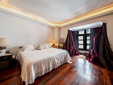 Prestige Living and Investment Opportunity in the Heart of Puerto Banús