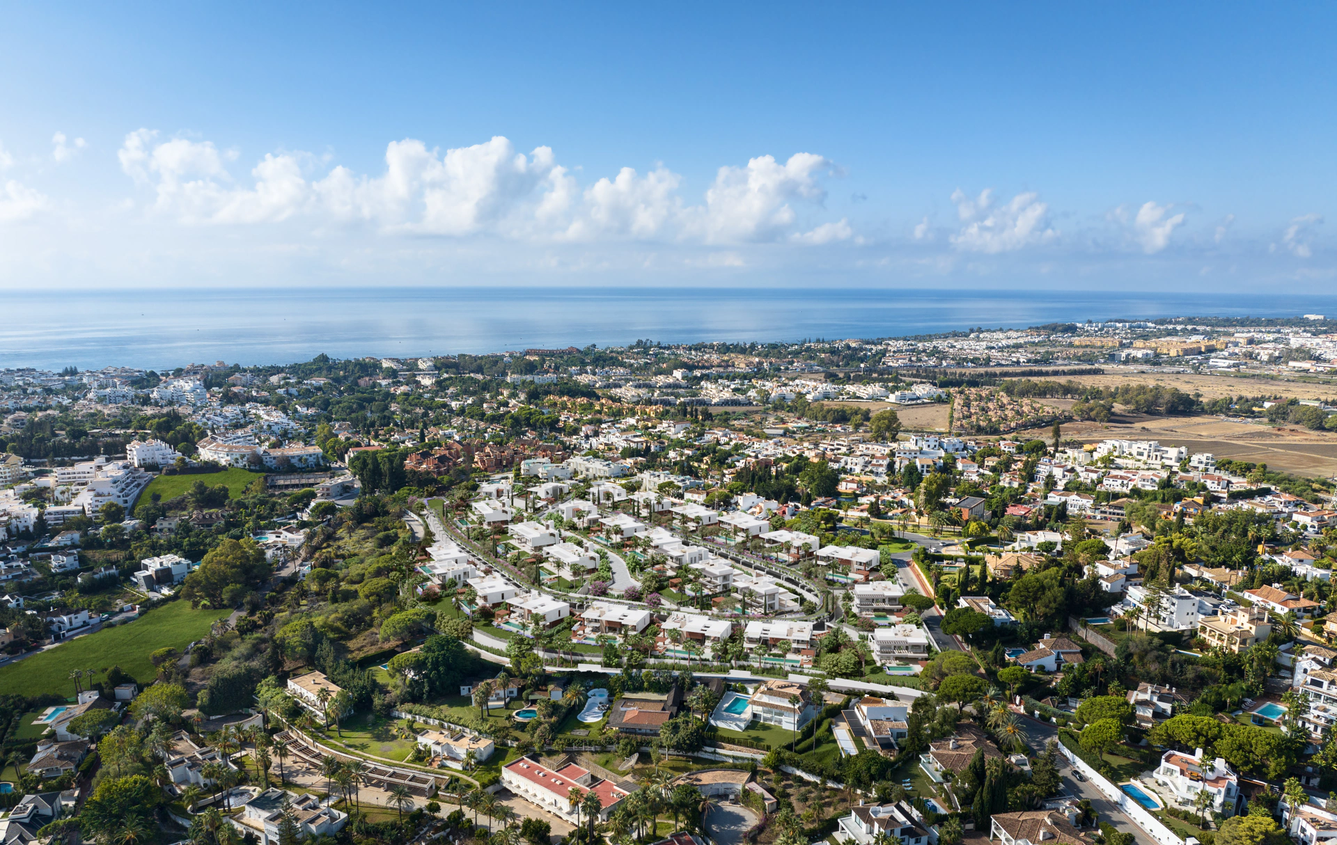 Villa en venta en Nueva Andalucia, Marbella