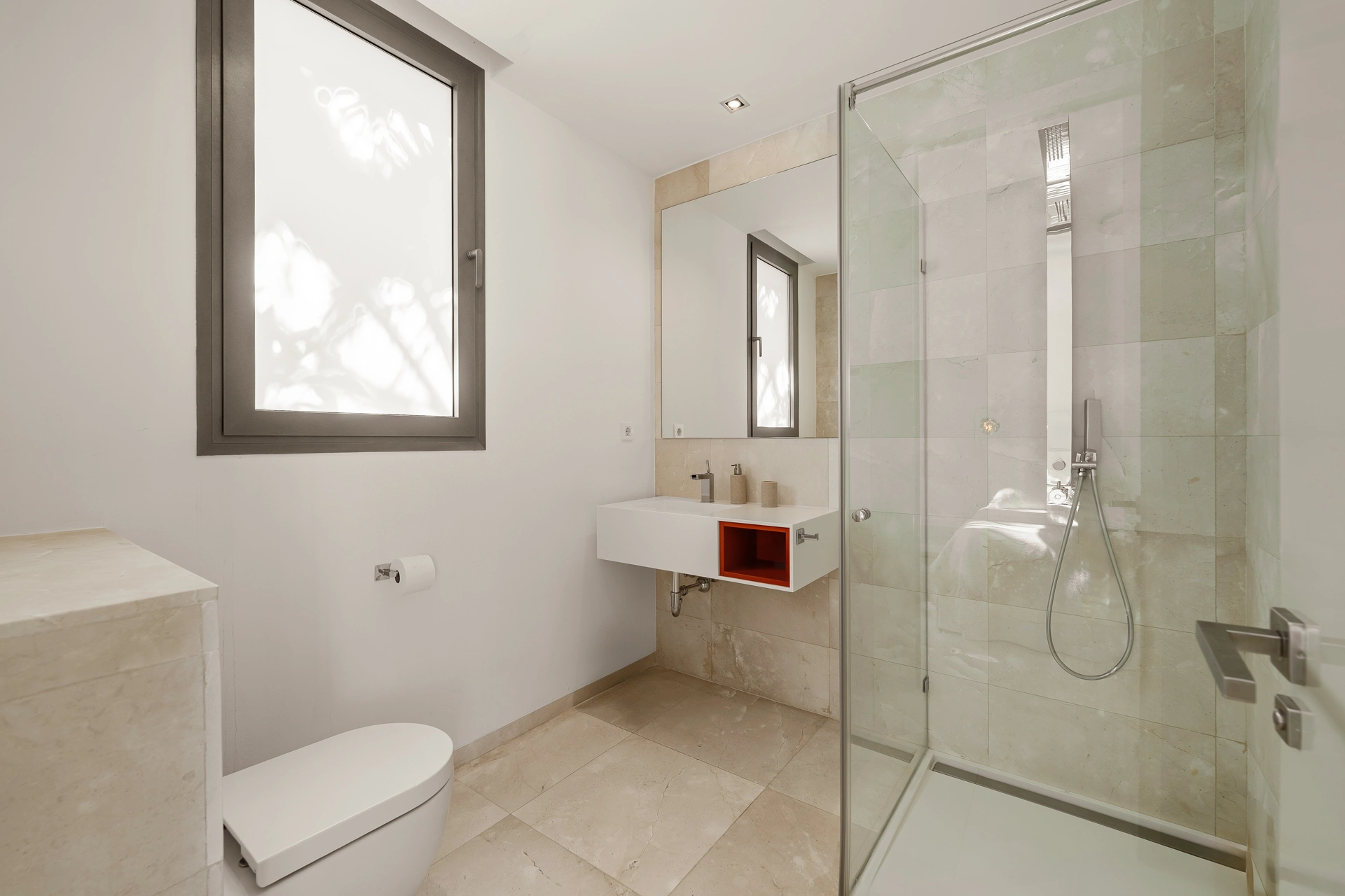 Villa en venta en Nueva Andalucia, Marbella