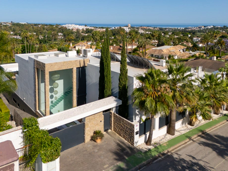 Villa de Lujo en Venta en Marbella – Cerquilla 59, Nueva Andalucía