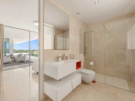 Villa de Lujo en Venta en Marbella – Cerquilla 59, Nueva Andalucía