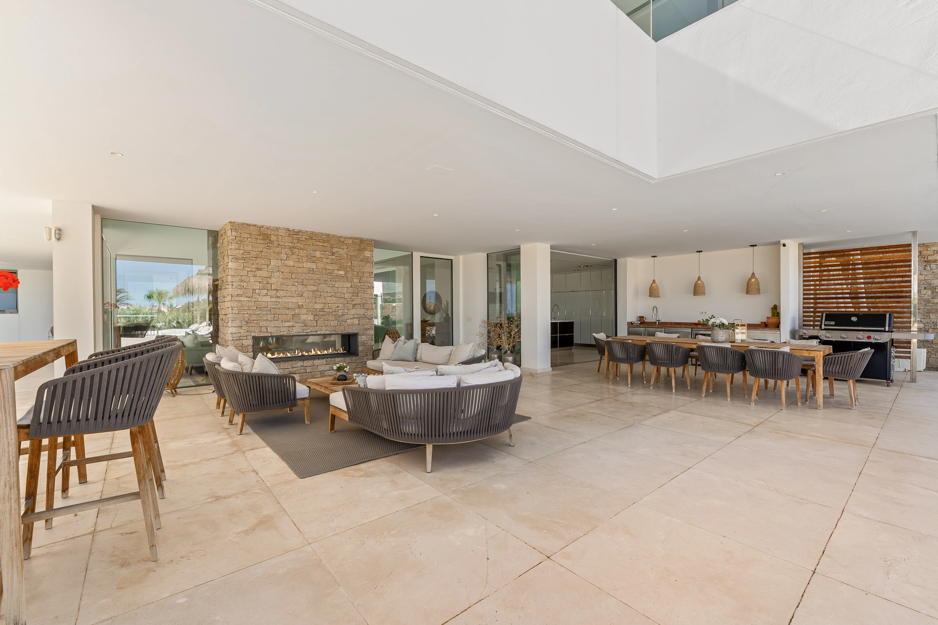 Villa en venta en Nueva Andalucia, Marbella