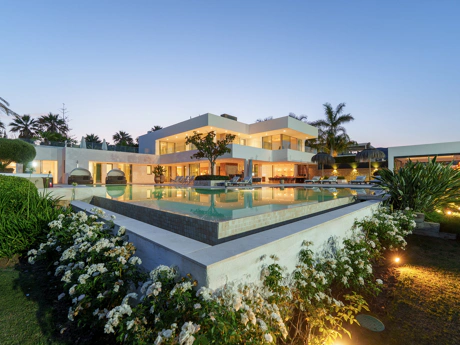 Villa de Lujo en Venta en Marbella – Cerquilla 59, Nueva Andalucía
