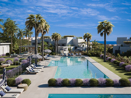 Luxury Living at Casares Costa: Golf, Sea Views & Modern Comfort