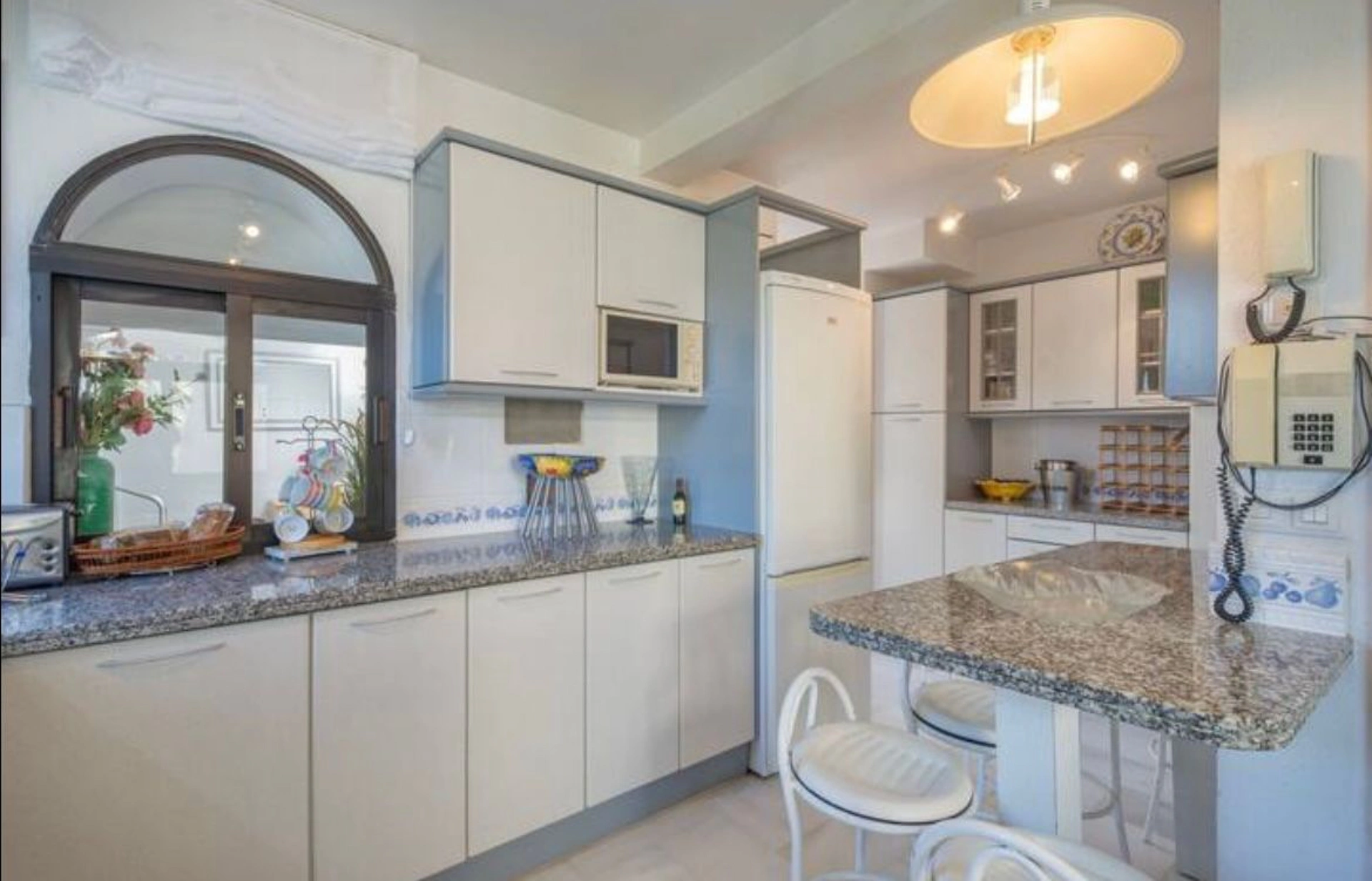 Casa en alquiler en Nueva Andalucia, Marbella