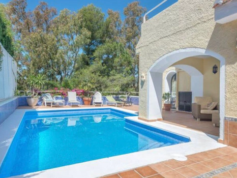 Casa en alquiler en Nueva Andalucia, Marbella