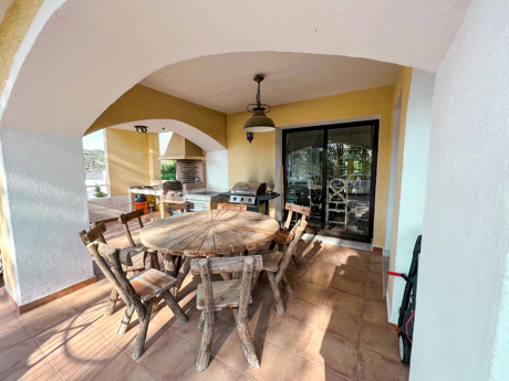 Casa en alquiler en Nueva Andalucia, Marbella