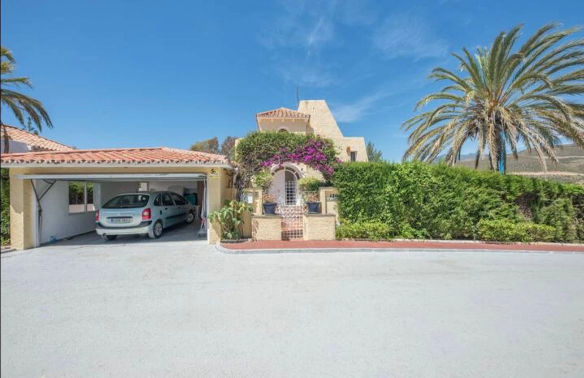 Casa en alquiler en Nueva Andalucia, Marbella