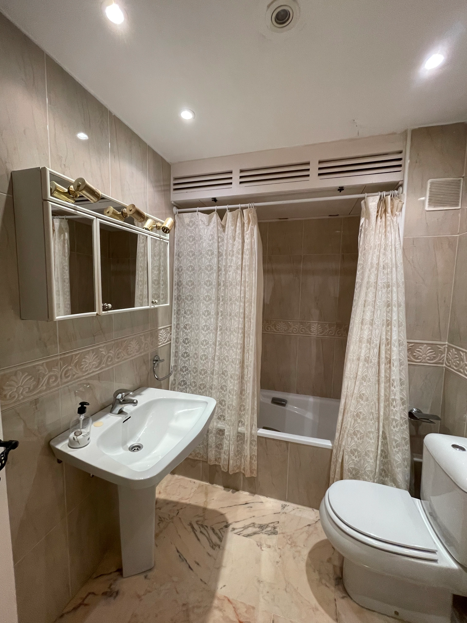 Apartamento En alquiler en Marbella - Puerto Banus